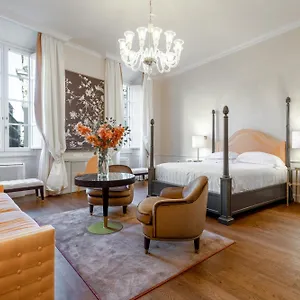 San & 4*, Florence Italie
