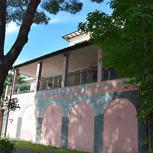 https://hotel-pozzuolo.hotelitalianriviera.com