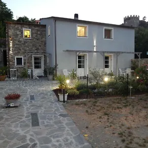 https://bb-pie-del-castello.hotelitalianriviera.com